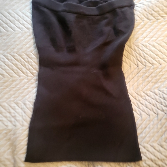 Guess - Picture 2 of 3